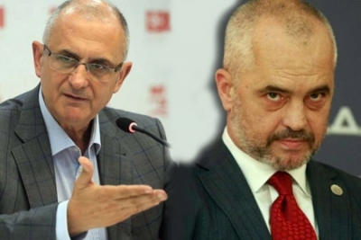 &#039;Gjynah që përgojove Abaz Aliun&#039;, Petrit Vasili sulmon keq Ramën: Do kesh fatin e qenit në xhami...ngordhjen