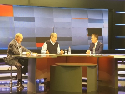 Berisha: &quot;Teatri&quot; do përfundojë me përballjen mes pushtetit dhe qytetarëve