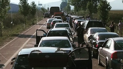 Zëri i Amerikës:E paparë në 30 vite! Si u shmang kriza humanitare e radhëve kilometrike në kufirin shqiptaro-grek