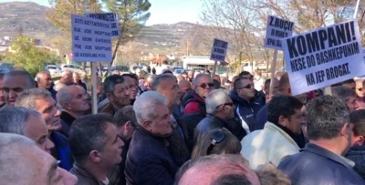 Naftëtarët në grevë:Na mbështet i gjithë Ballshi! Askush nuk i ka dëgjuar kërkesat tona