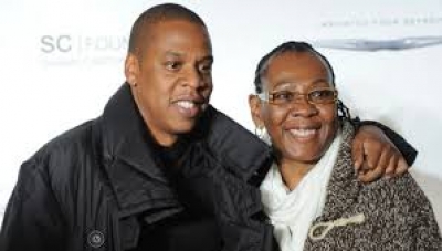 E ëma tregon se është lesbike, Jay-Z lot gëzimi