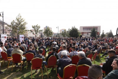 Parlament ilegjitim/ Kryemadhi: PS ka 5 deputetë të vjedhur dhe 25 të blerë