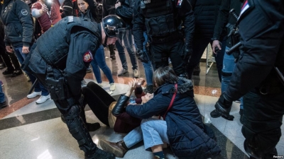 &quot;Zeri i Amerikes&quot;: Ballkani Perëndimor, në darën e protestave