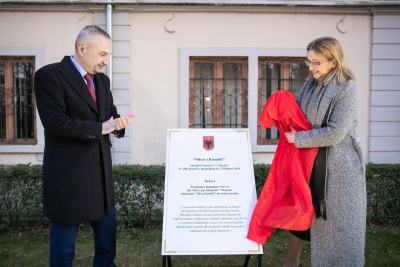 Presidenti Meta çmon “Vllazninë” me Dekoratën “Nderi i Kombit”