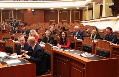 Rama, presion të vetëve me deputetët e pseudo-opozitës