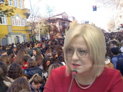 Studentët i përgjigjen ashpër Nikollës: Arrogante, nuk tërhiqemi