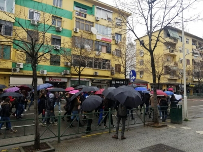 Studentët i rikthehen protestave, vezë ndaj Ministrisë së Arsimit, marshim drejt Kryeministrisë