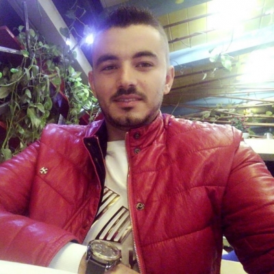 Kush është i riu që u qëllua me plumb në kokë në Tiranë…