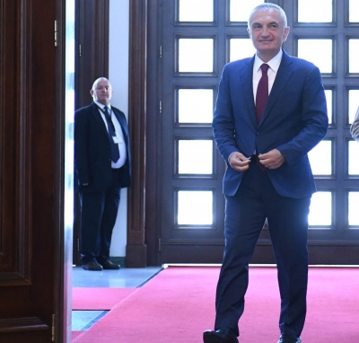 &#039;Meta nuk ka udhëtuar asnjëherë me Klasin I apo Charter&#039;: Presidenca bën transparente udhëtimet e kreut të shtetit