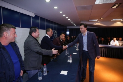 Basha, biznesit vlonjat: Platforma antimafia dhe 5 prioritet e PD për zhvillimin ekonomik