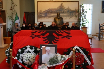 Baba Mumini u bashkua me të Vërtetin